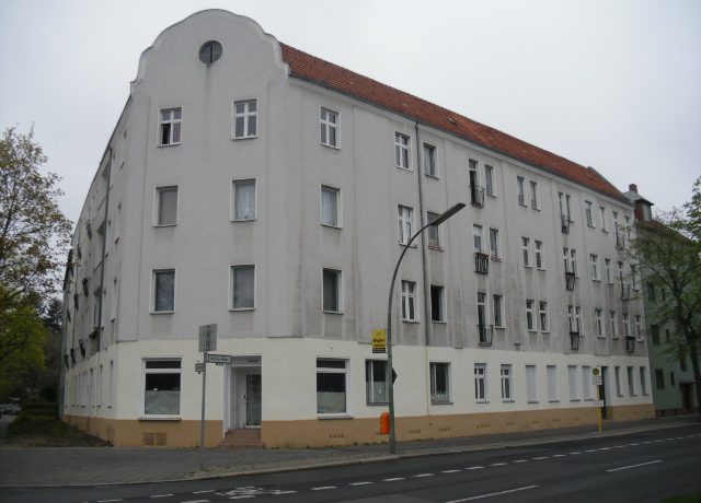 Aroser Allee / Grindelwaldstr., Berlin-Reinickendorf, Wohn- und Geschäftshaus, Gas-Brennwert-Heizstation 180 kW